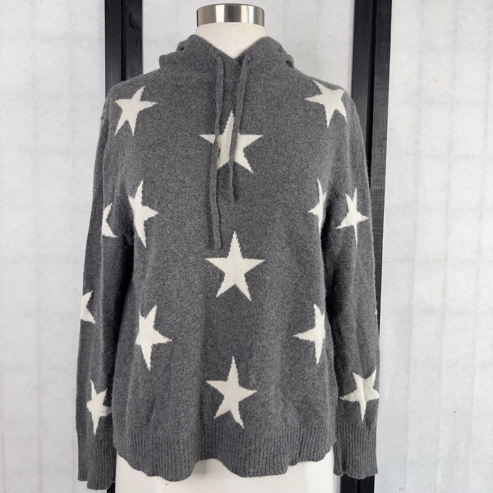Central Park West Hoodie. Size: M